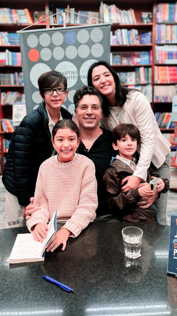Imagem: Caio Saléro, Luciana Kiomi e seus filhos